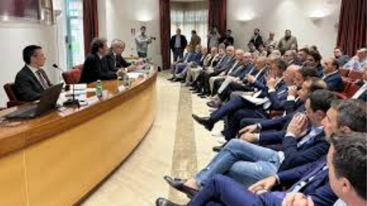Lavoro qualificato, infrastrutture e una strategia di sviluppo comune: ecco cosa chiedono le imprese di Irpinia e Sannio alla Commissione Aree Interne